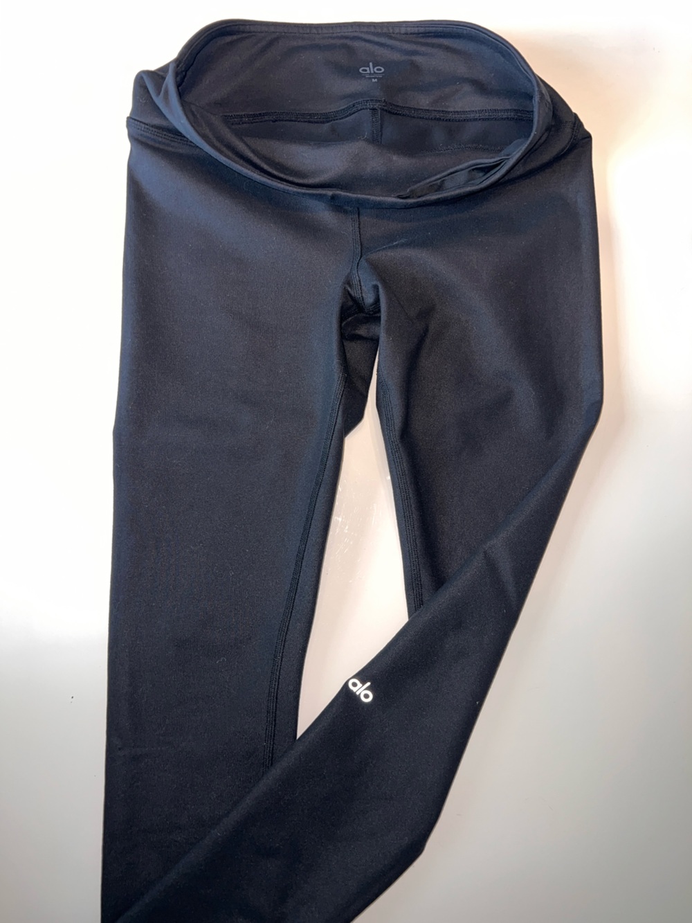 Alo Yoga Airbrush High-Waist Leggings, size M